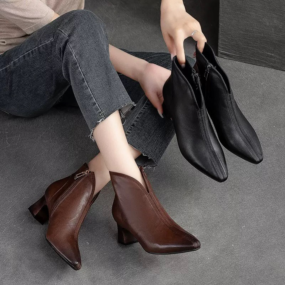 Pointed Toe Retro Leather Versatile Shoes