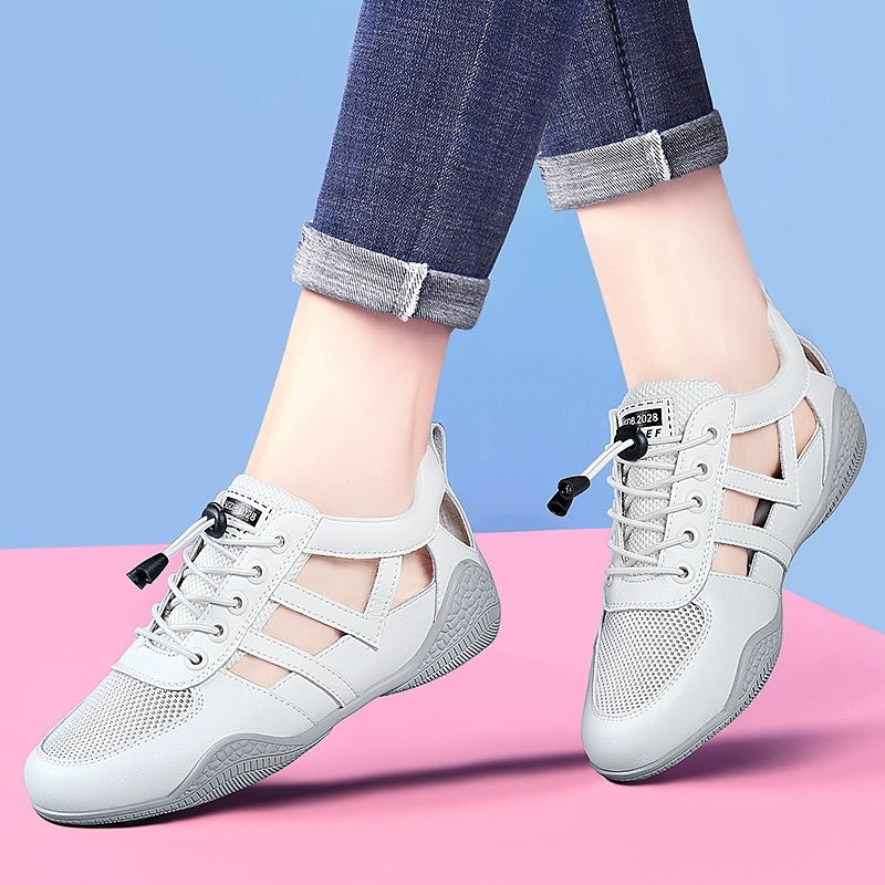 Comfortable and Versatile Soft-soled Mesh Shoes