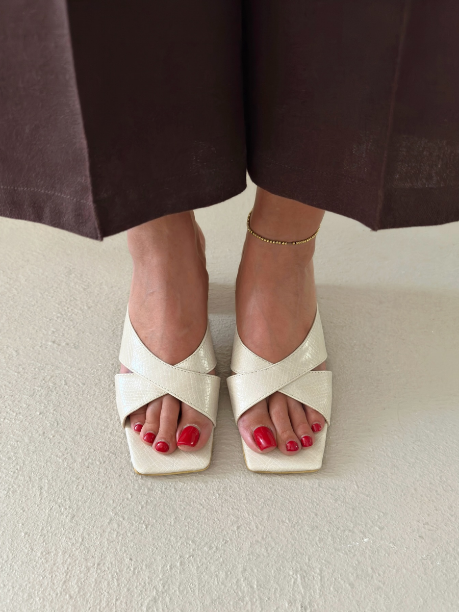 Chunky Heel Slippers