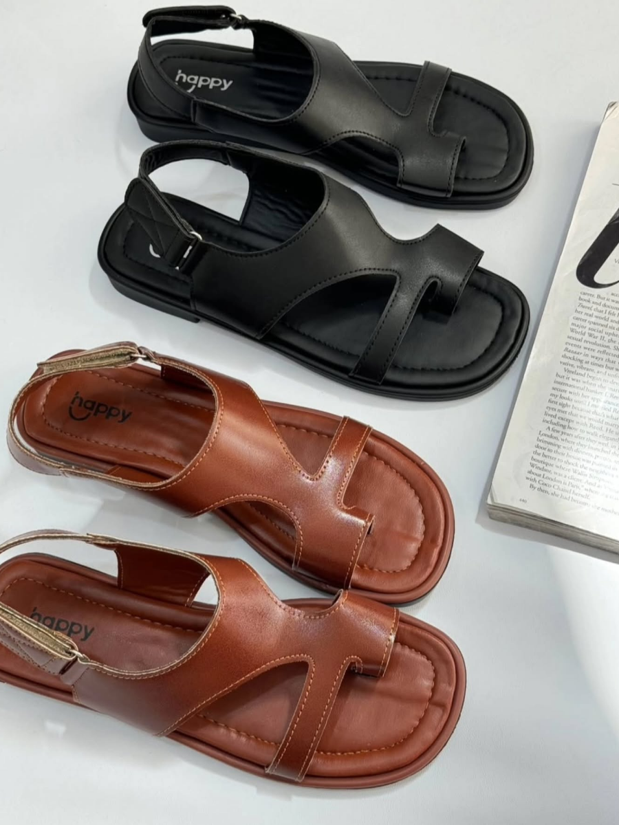 Flat Simple Slip-on Sandals
