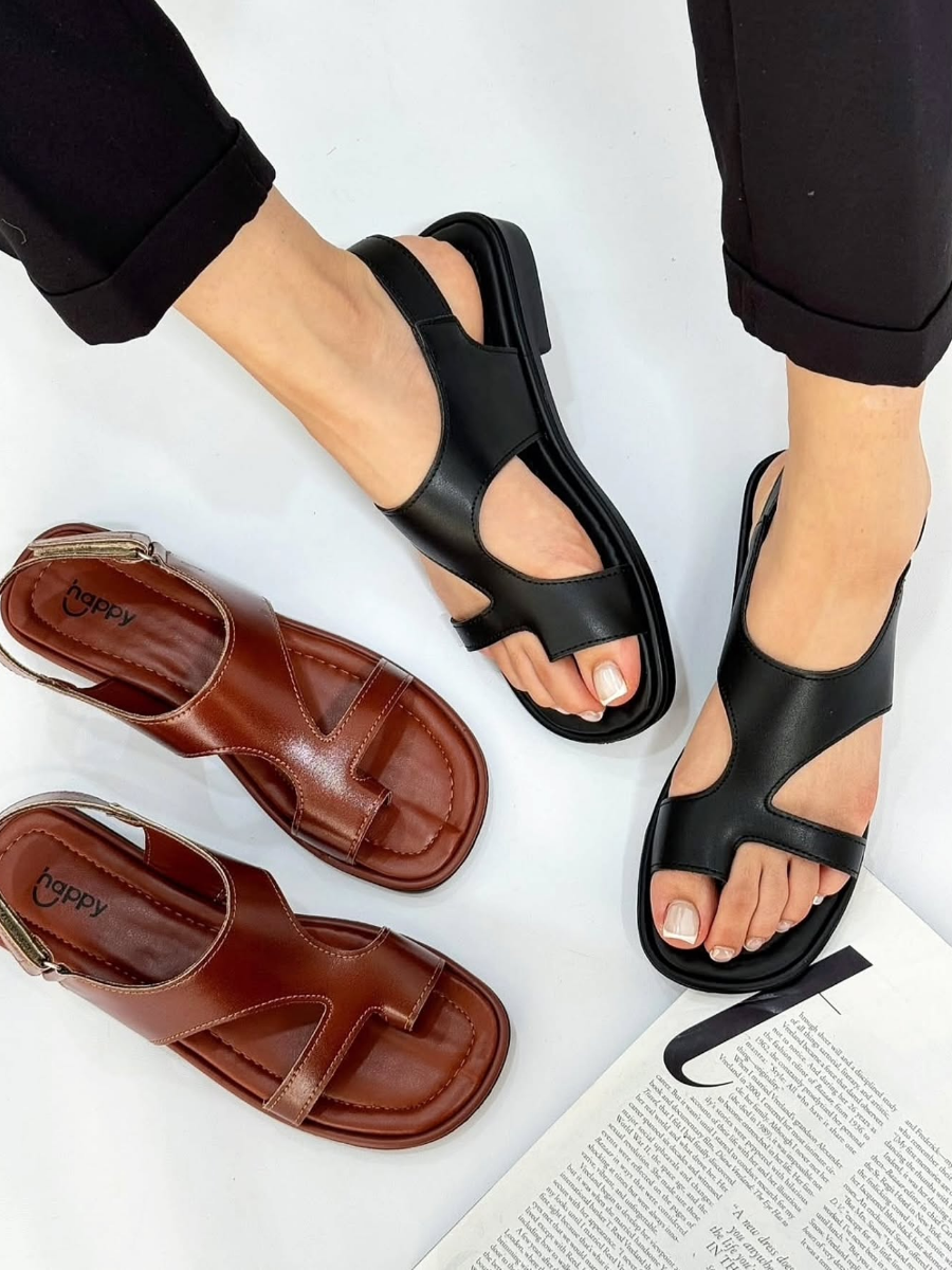 Flat Simple Slip-on Sandals