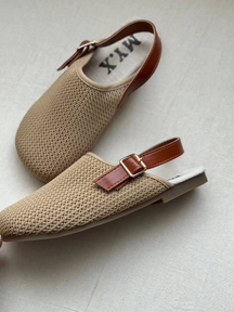 Flat-toe Hollow Breathable Sandals