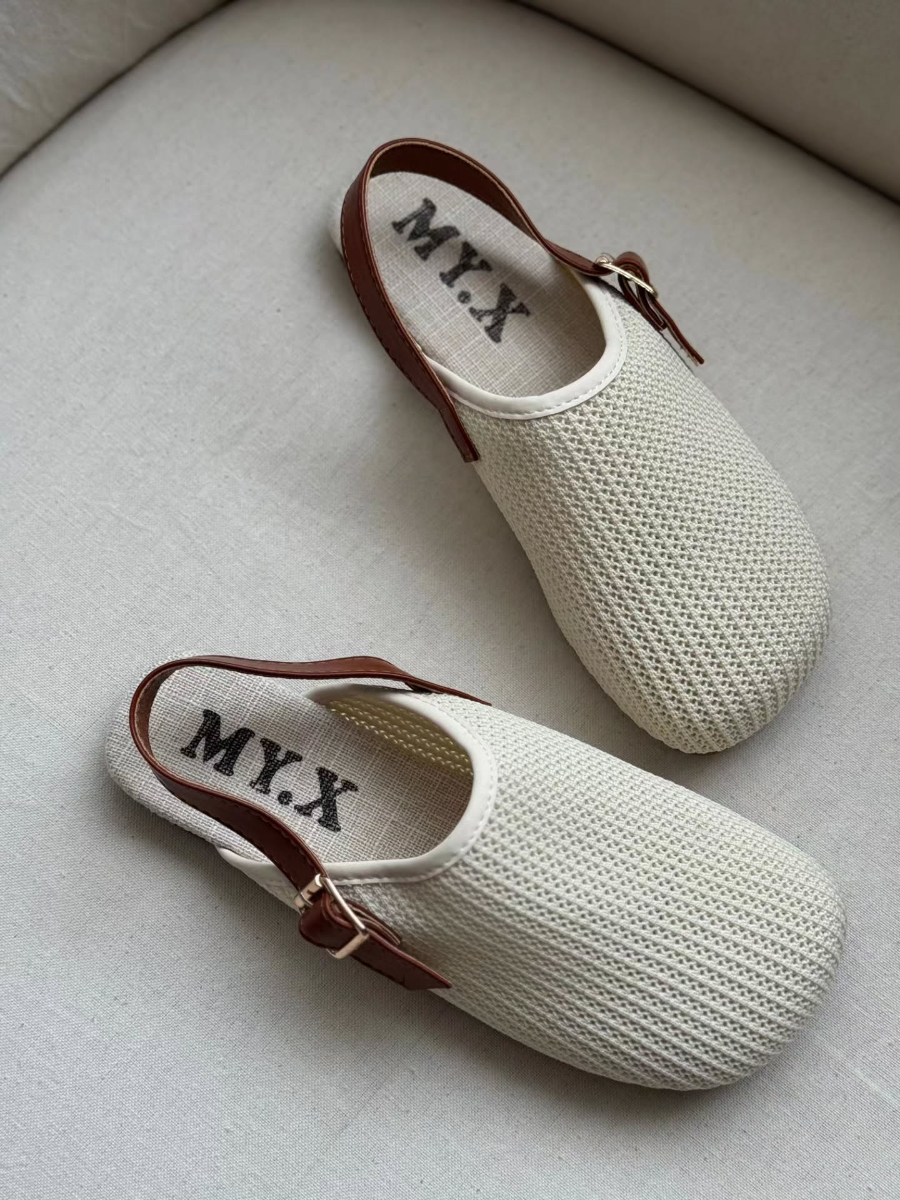 Flat-toe Hollow Breathable Sandals