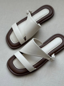 Flat Leather Fashion Sandals