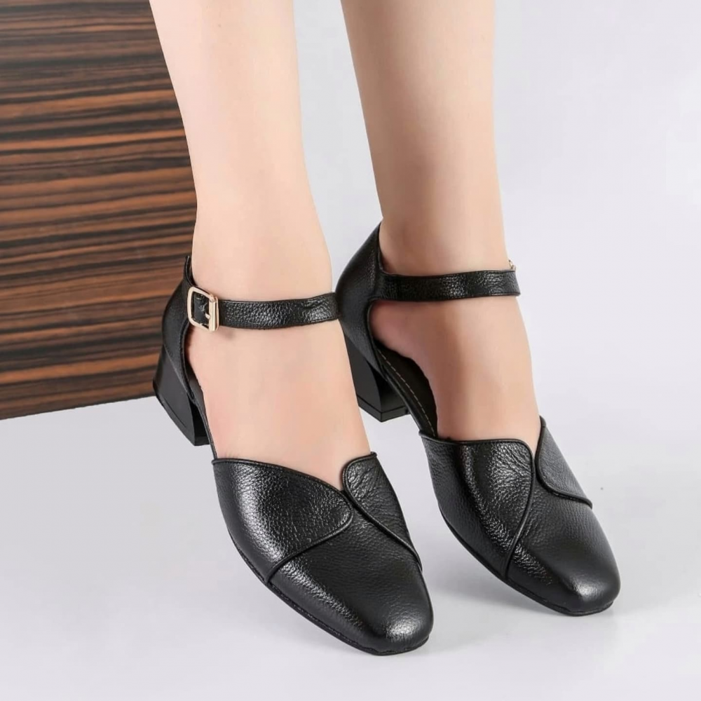 All-match Closed-toe Low-heeled Sandals
