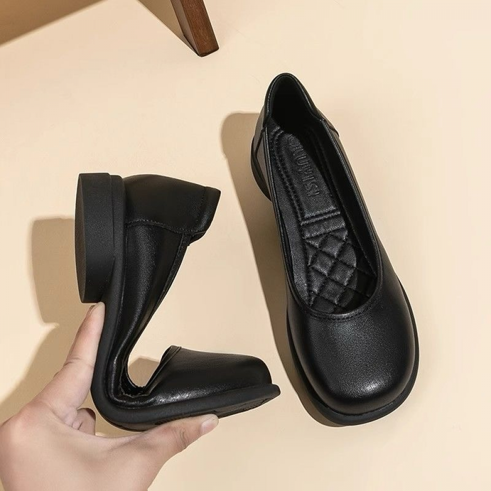 Soft-soled Black Round-toed Shoes