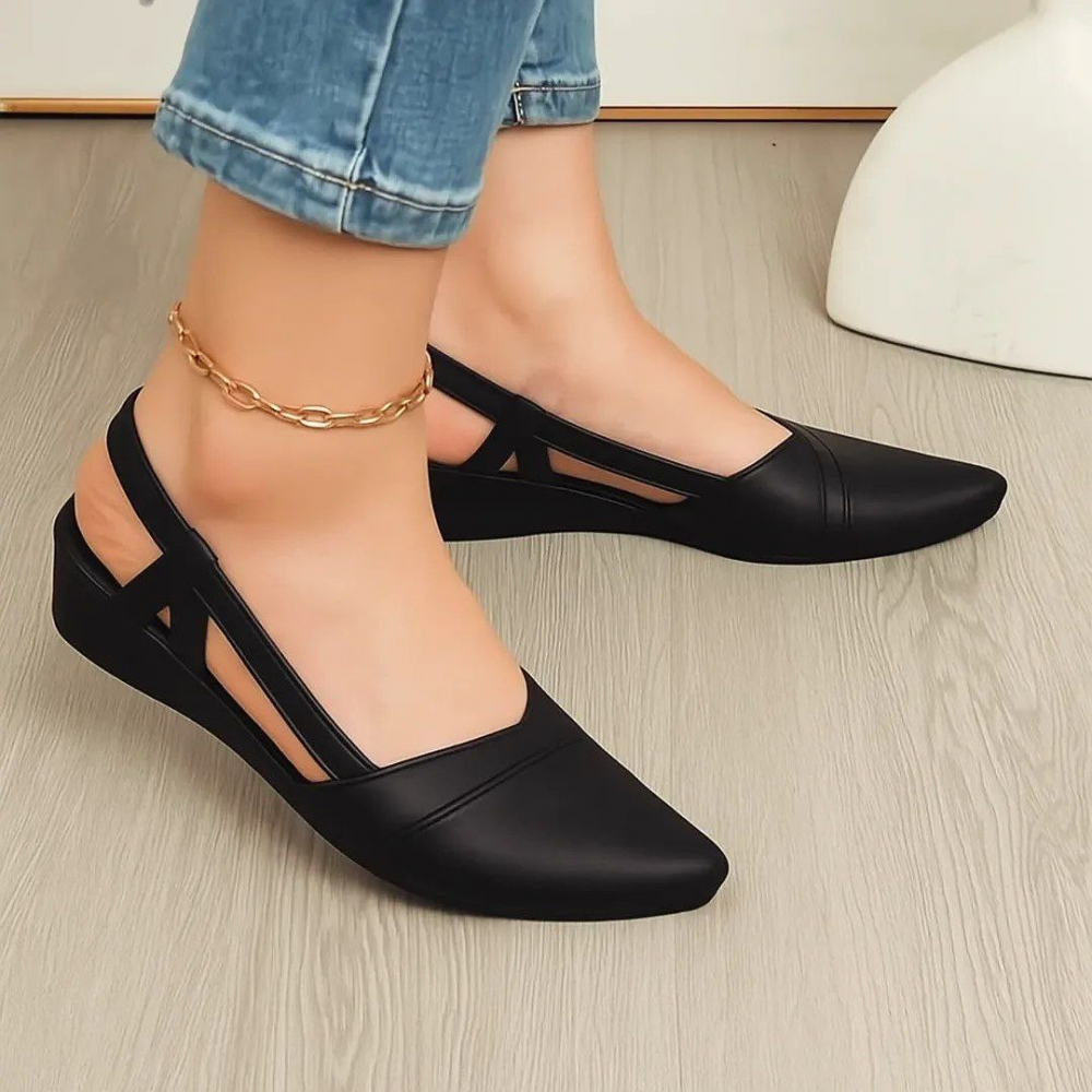 Comfortable Solid Color Closed Toe Shoes