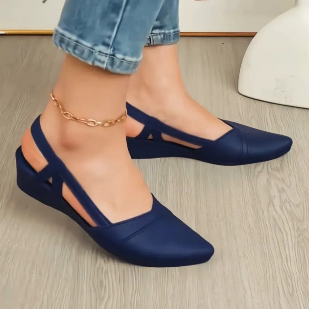 Comfortable Solid Color Closed Toe Shoes