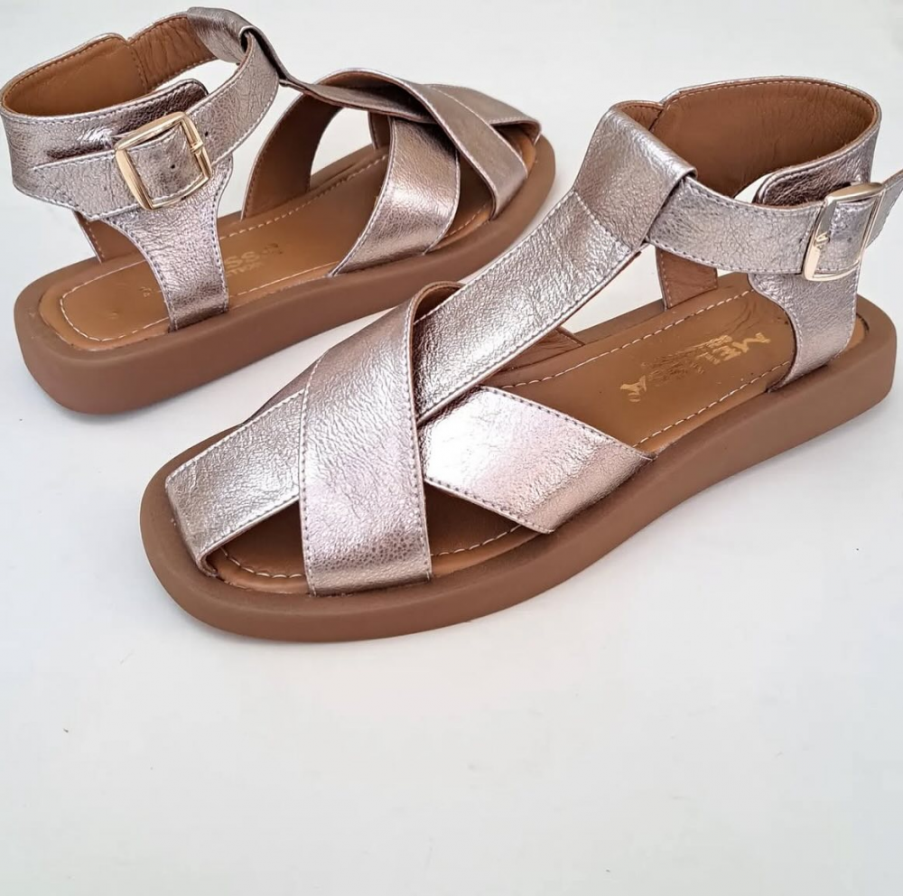 Versatile Casual Hollow Sandals