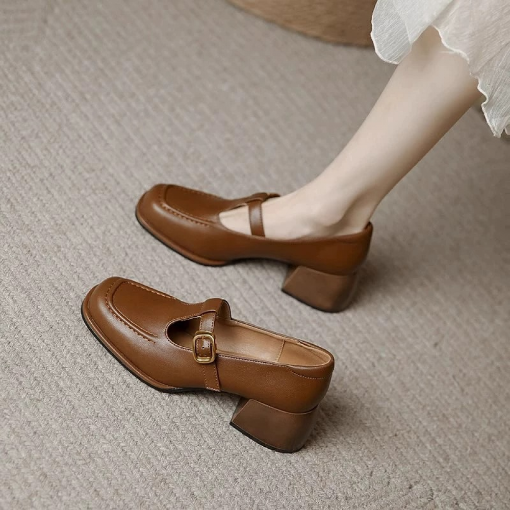 Chunky Heeled Square-toed Leather Shoes