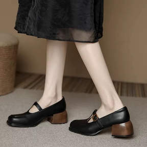 Chunky Heeled Square-toed Leather Shoes
