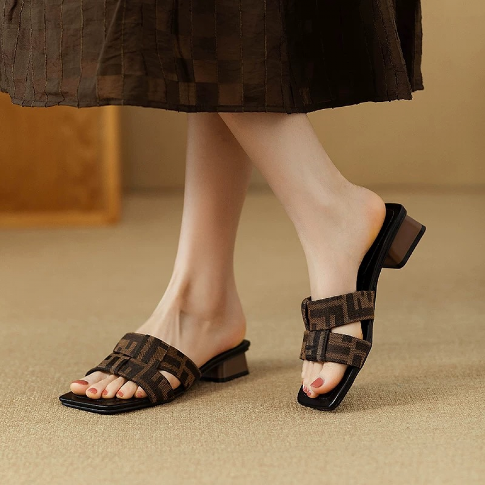 New Woven Chunky-heeled Sandals