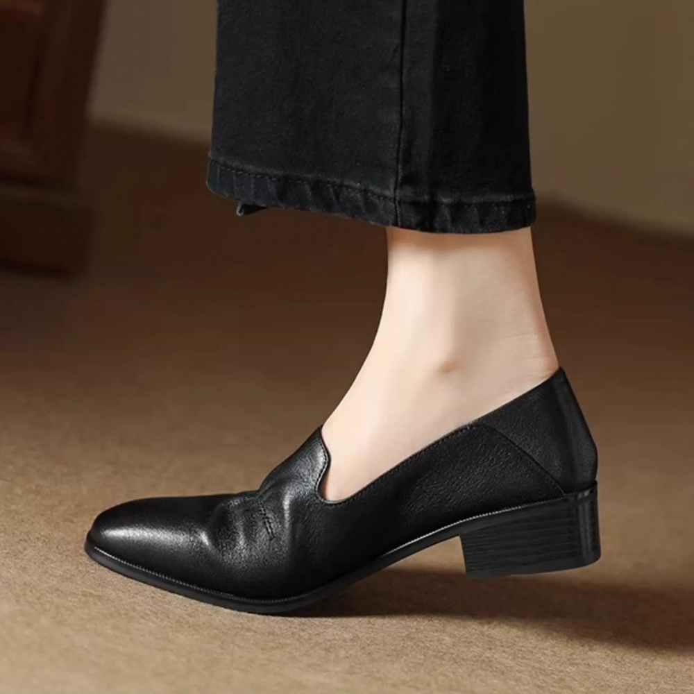 Genuine Leather Elegant Retro Soft Leather Low Heel Shoes
