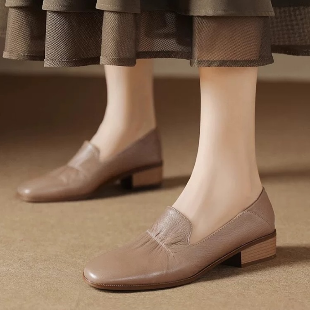 Genuine Leather Elegant Retro Soft Leather Low Heel Shoes
