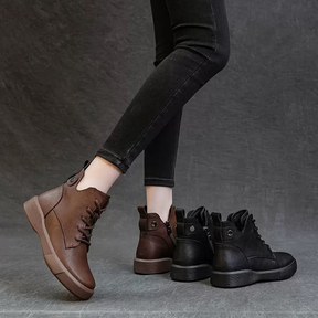 Vintage Round-toe Leather Ankle Boots