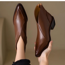 First-layer Leather Pointed Toe Chunky Heel Ankle Boots