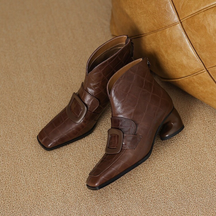 Ancient Square Buckle Mid-heeled Shoes