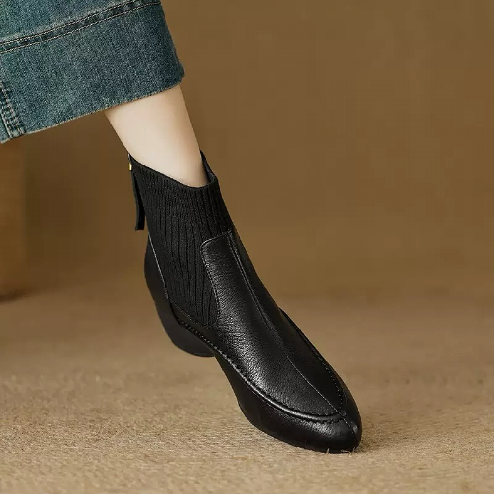 Pointed Knitted Ankle Boots