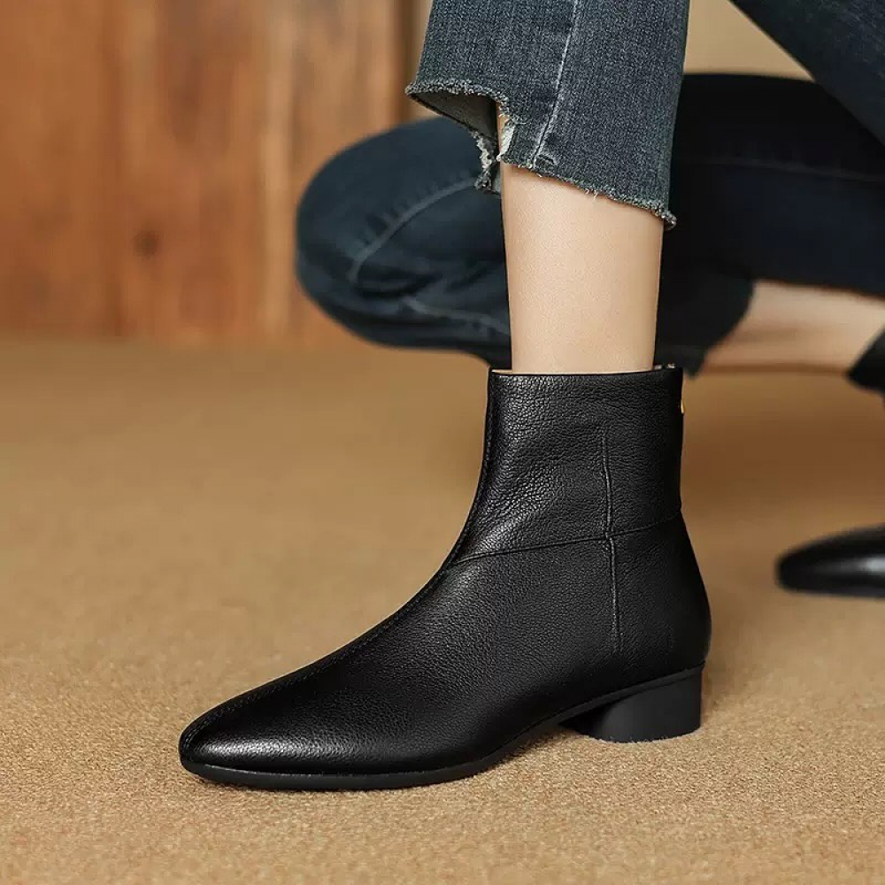 Simple Soft Leather Versatile Ankle Boots