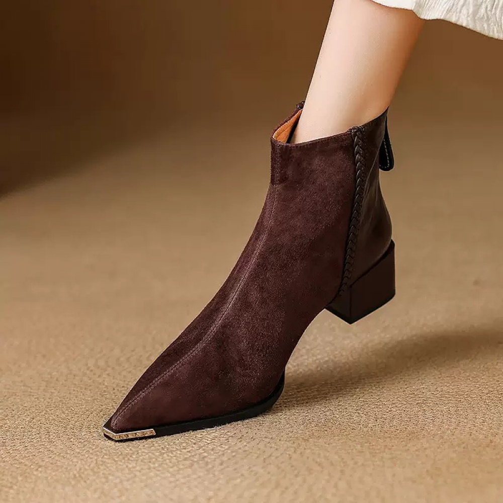 Pointed Toe Chunky Heel Fashionable Retro Ankle Boots
