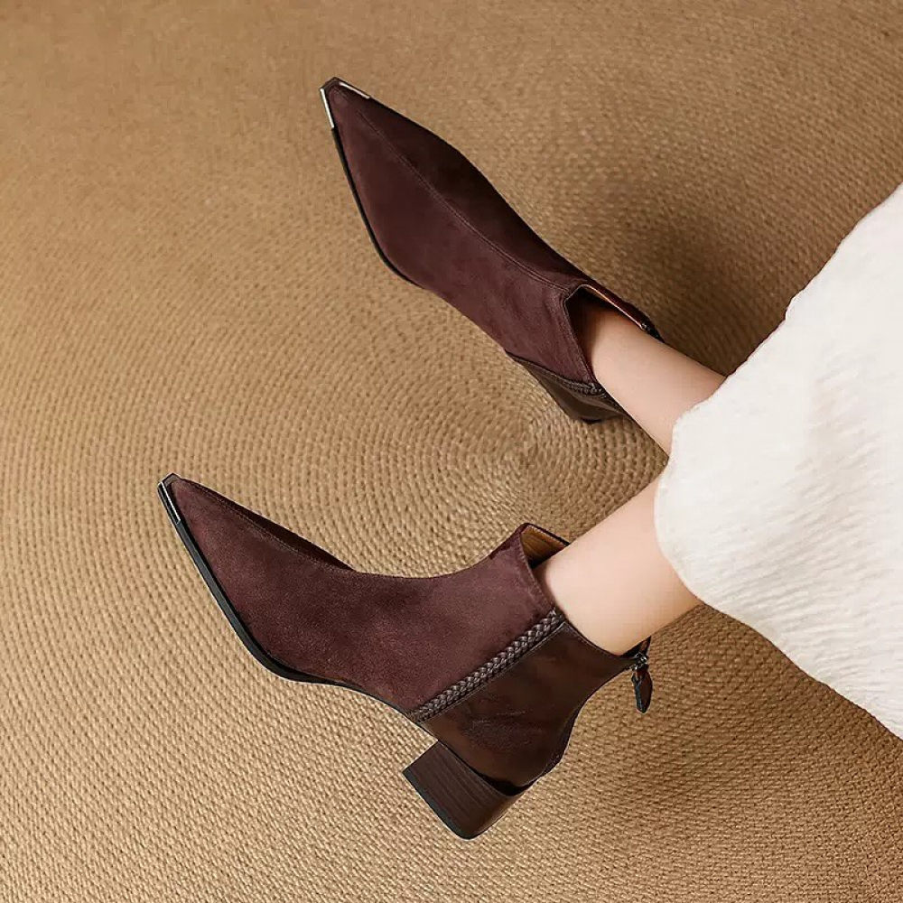 Pointed Toe Chunky Heel Fashionable Retro Ankle Boots
