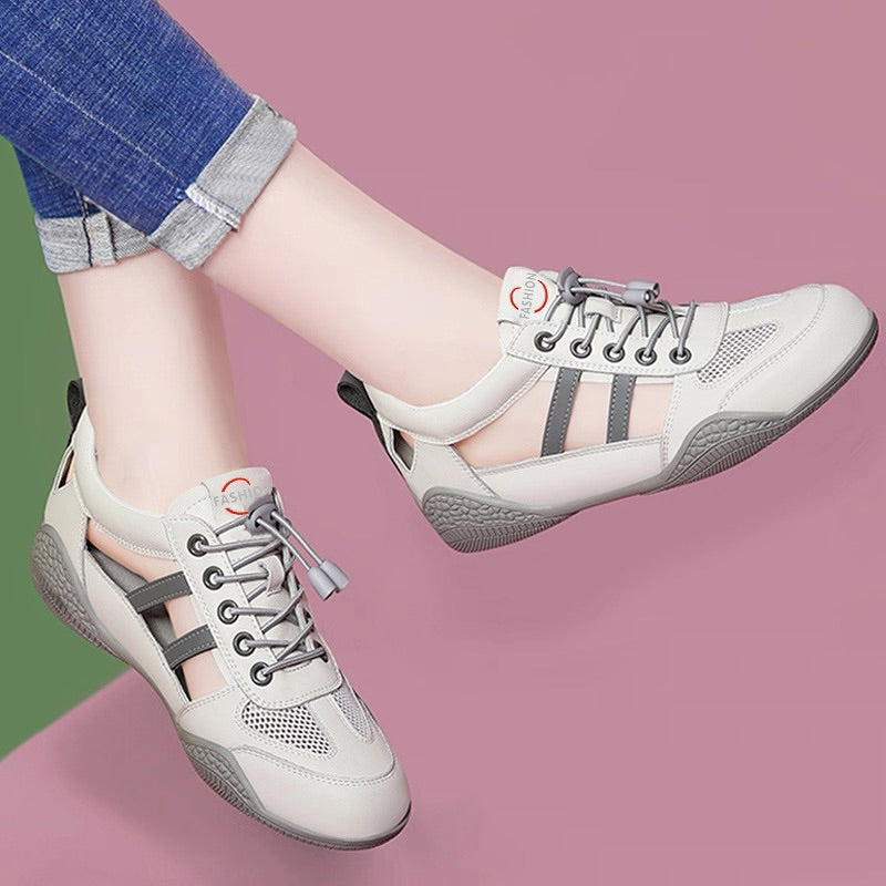 Comfortable and Versatile Soft-soled Mesh Shoes