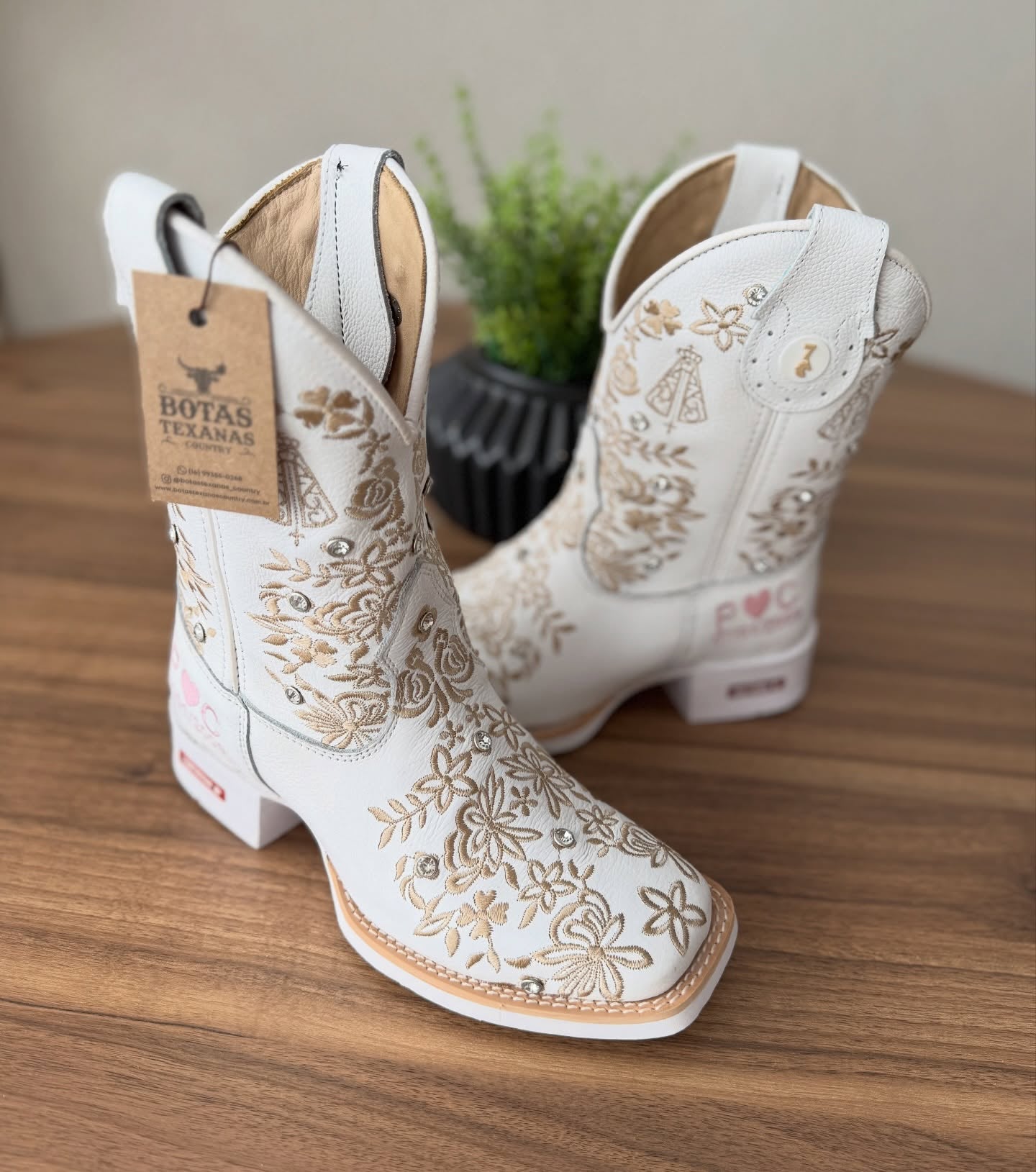 Versatile Embroidered Cowboy Boots