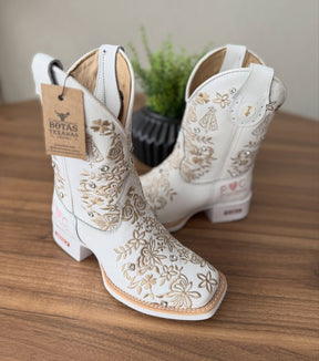 Versatile Embroidered Cowboy Boots