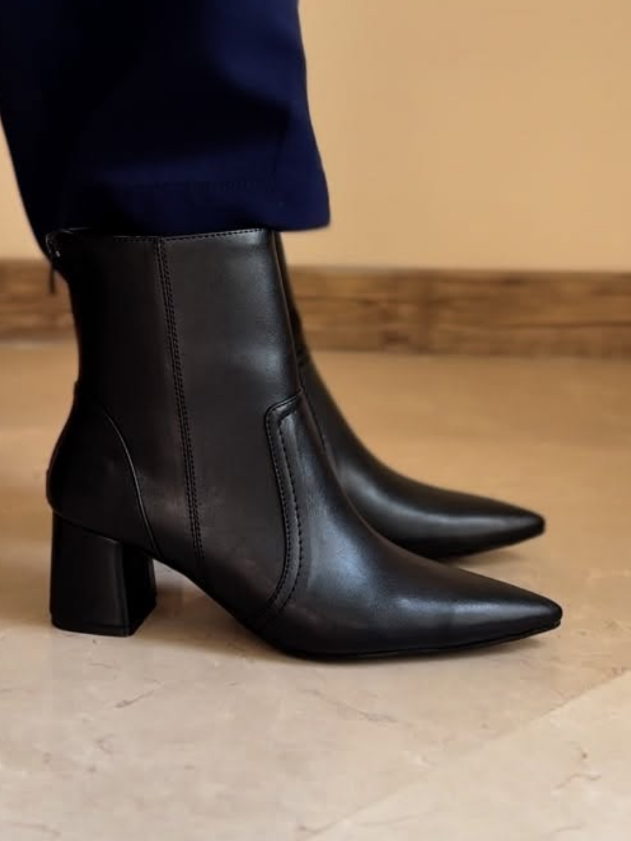 Pointed-toe Genuine Leather Ankle Boots