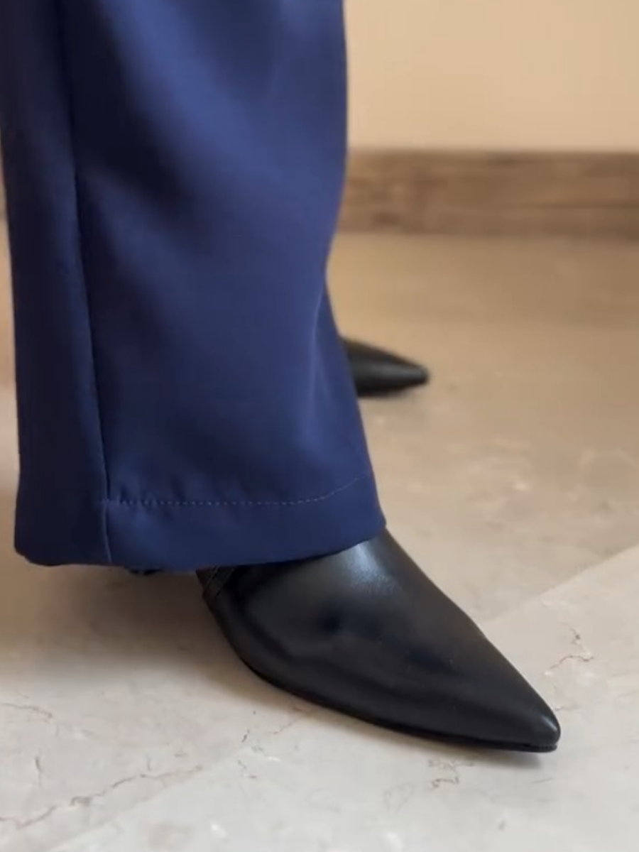 Pointed-toe Genuine Leather Ankle Boots