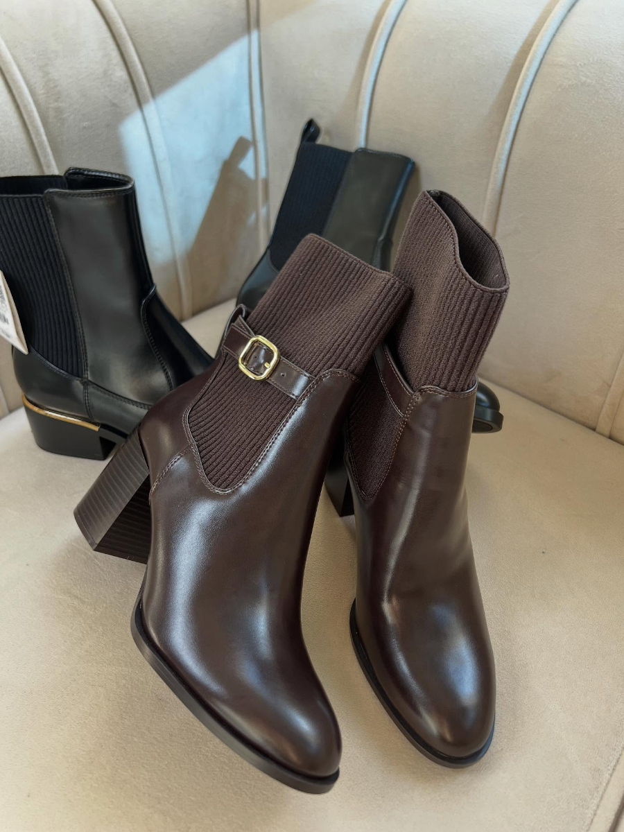 Chunky Heel Buckle Martin Boots
