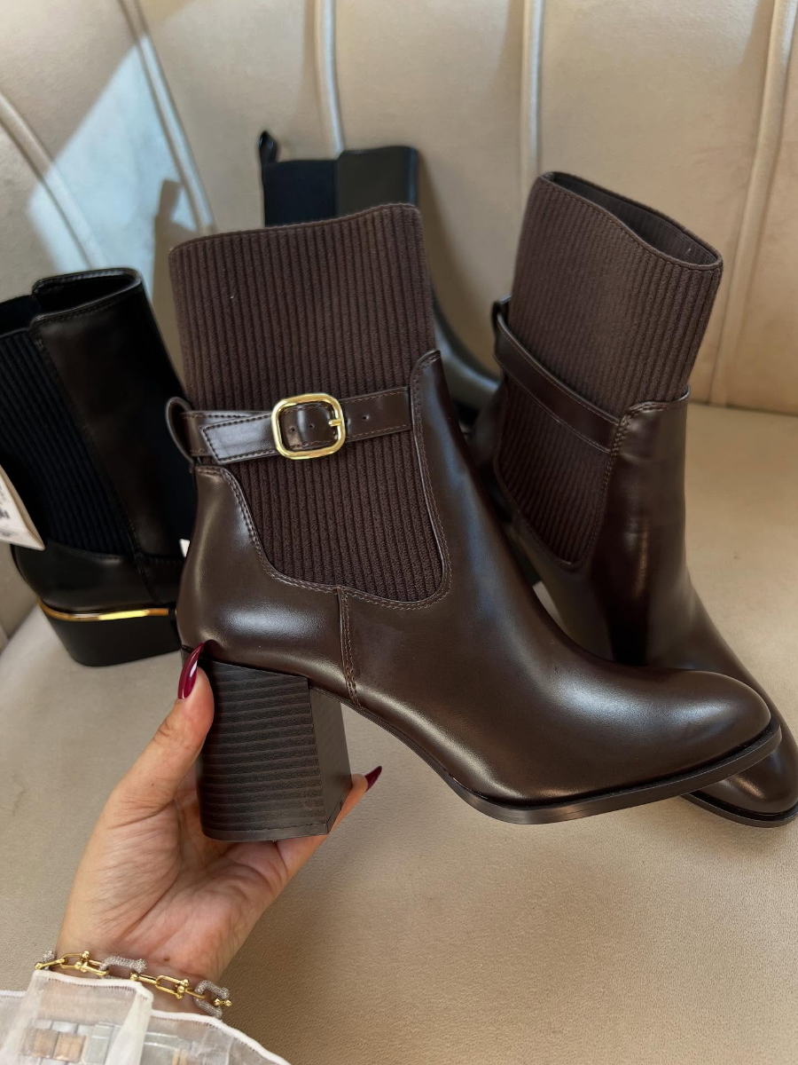 Chunky Heel Buckle Martin Boots