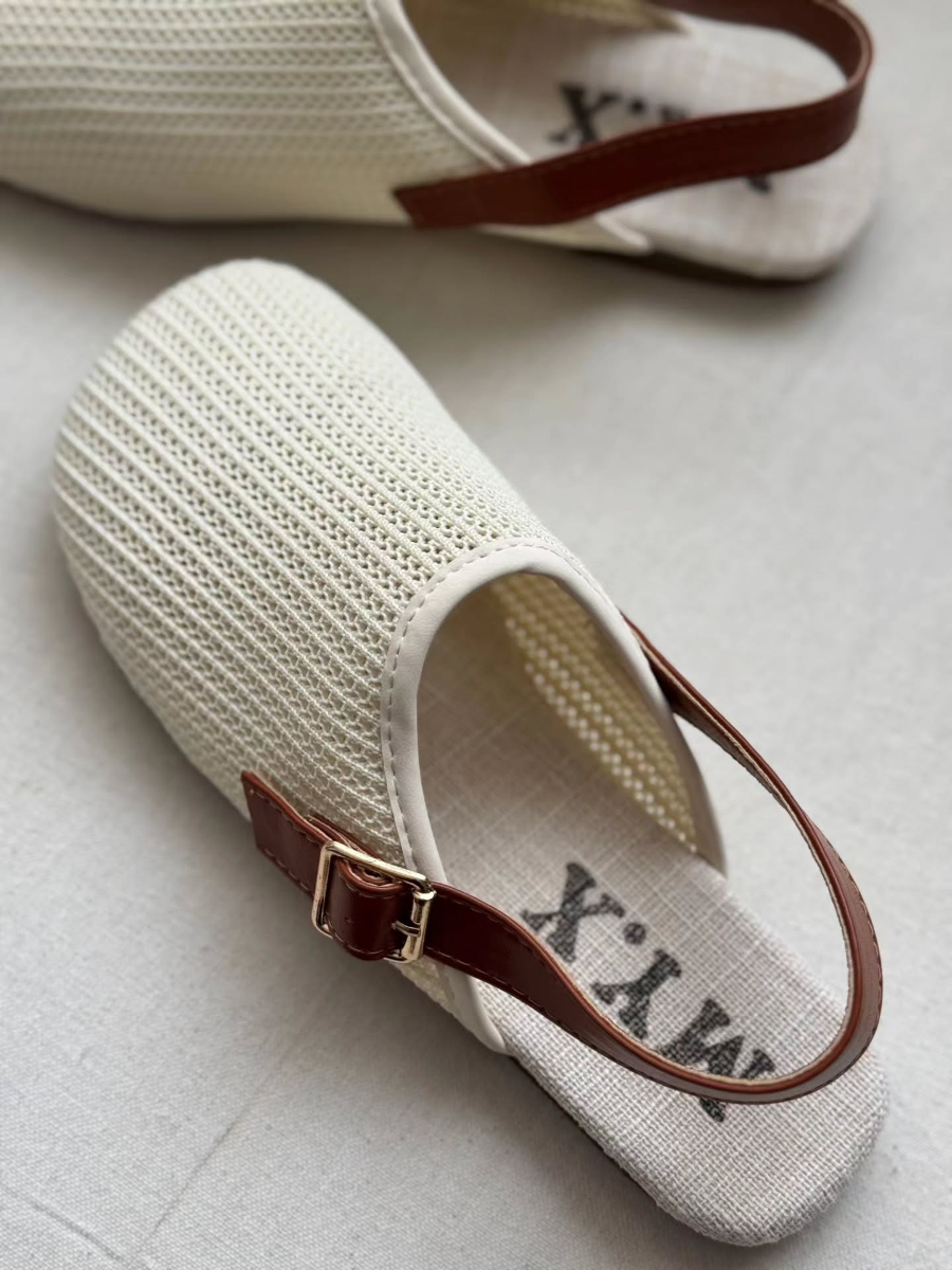 Flat-toe Hollow Breathable Sandals