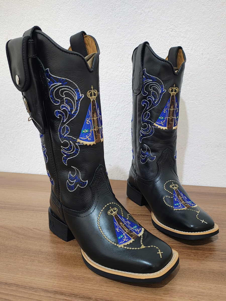 Embroidered Vintage Boots