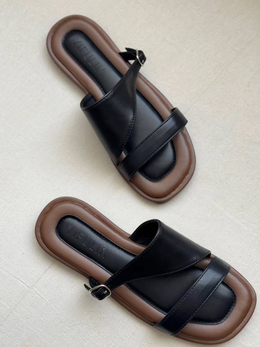 Flat Leather Fashion Sandals