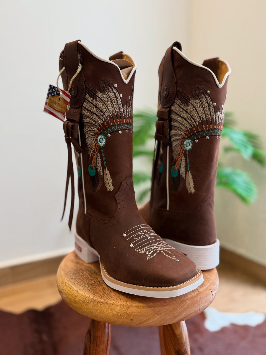 Vintage Embroidered Western Cowboy Boots