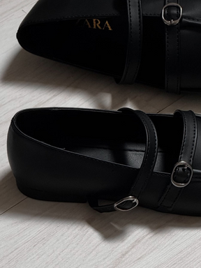 Retro Square Toe Buckle Flat Shoes