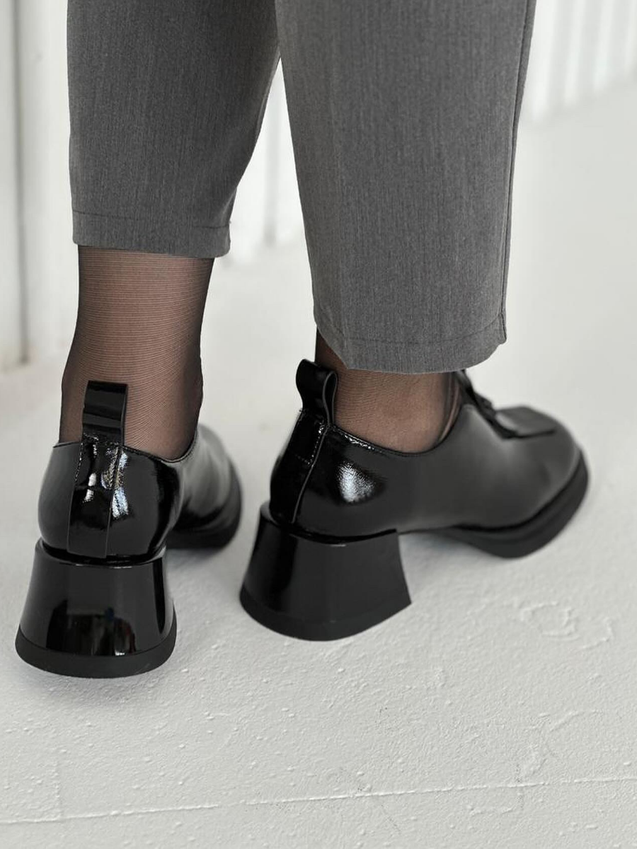 Thick-heeled Versatile Leather Shoes