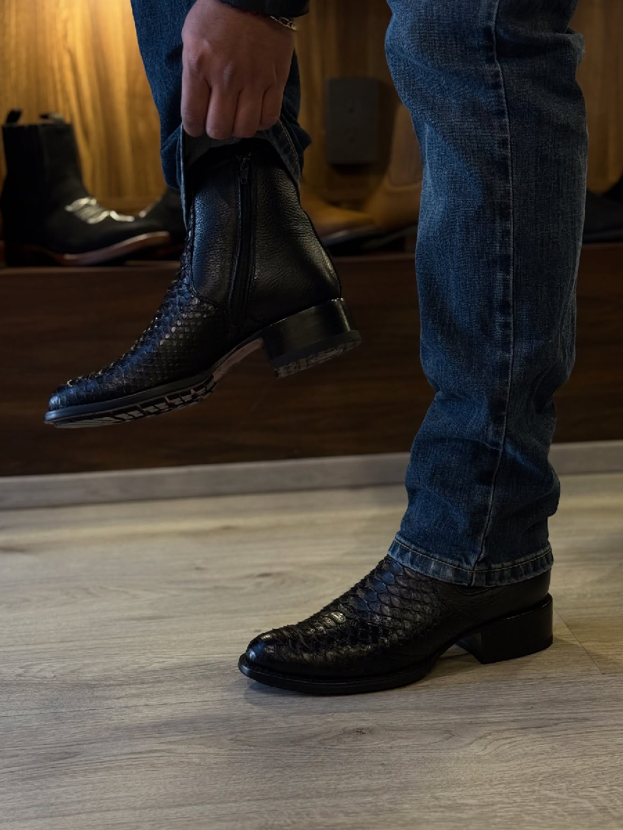 Chunky Heel Rider Crocodile Cowboy Boots