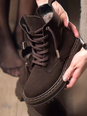 Thick-soled Velvet Lace-up Martin Boots