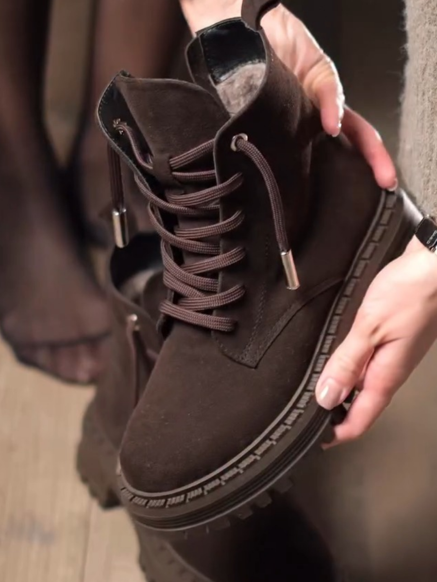 Thick-soled Velvet Lace-up Martin Boots