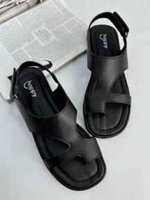 Flat Simple Slip-on Sandals