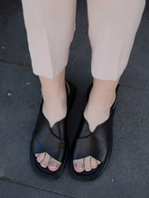 Fashionable and High-end Retro Casual Versatile Sandals