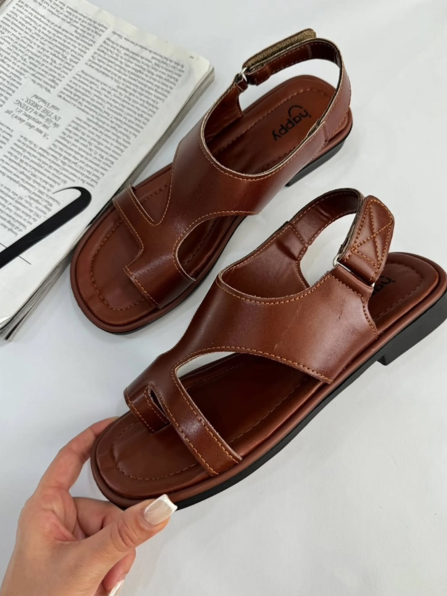 Flat Simple Slip-on Sandals
