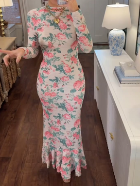 Elegant Long-sleeved Fitted Printed Dress