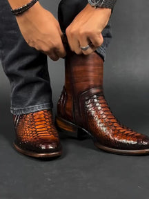 Men's Vintage Crocodile Print Western Boots