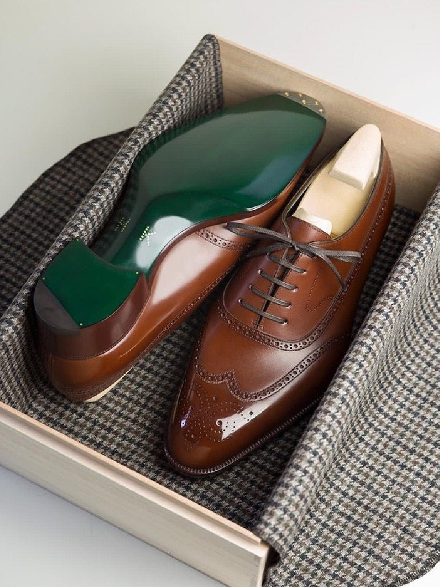 Men's Brogue British Style Carved Leather Shoes