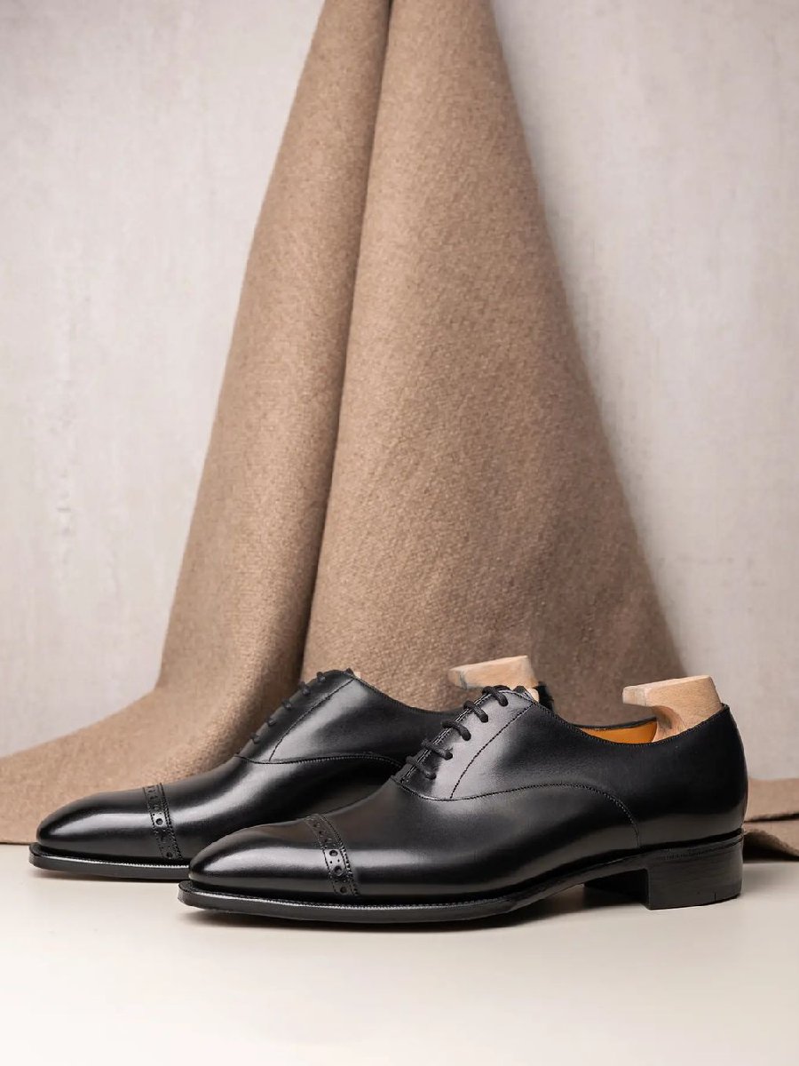 Handmade Cowhide Formal Shoes