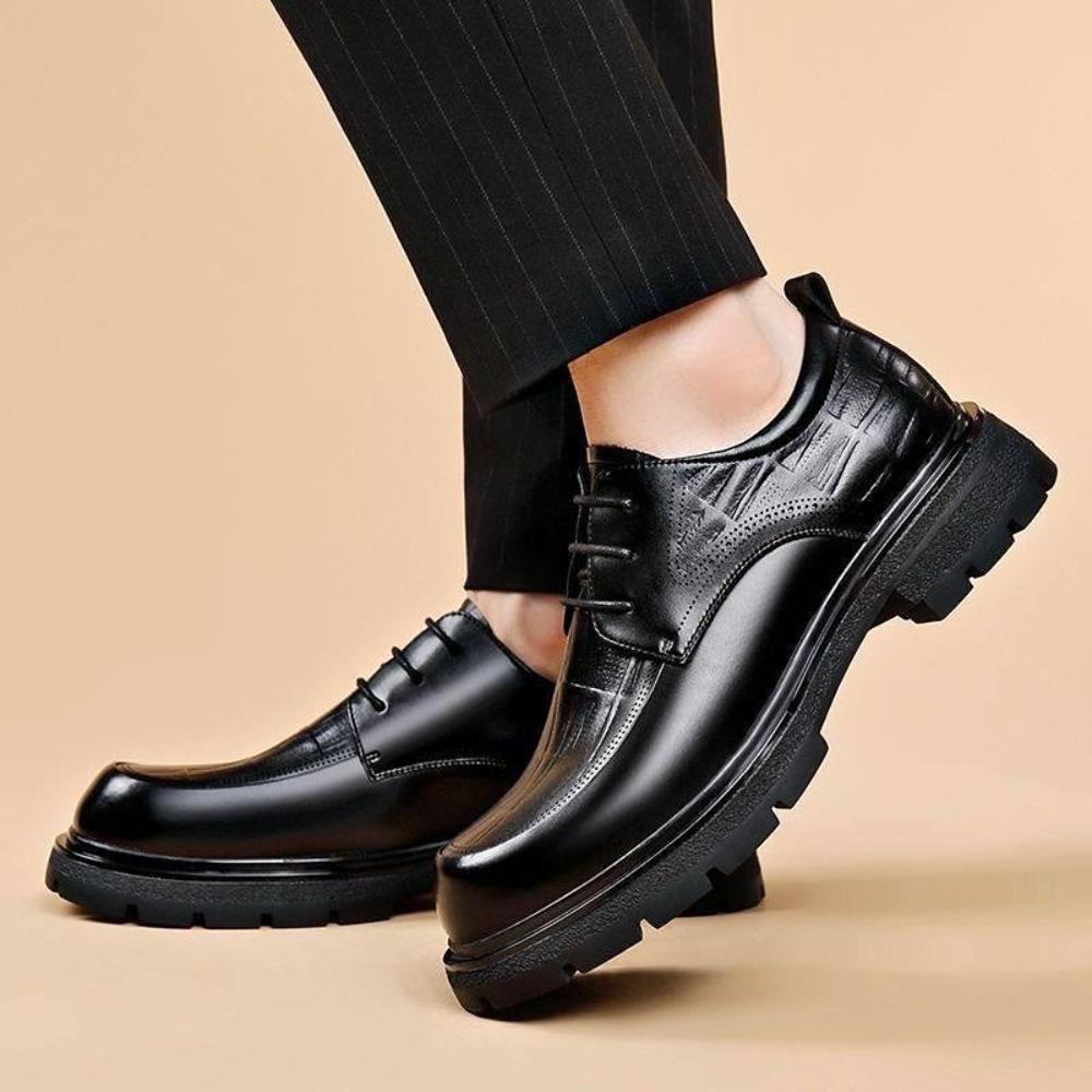New Business Thick-soled Wide-toed Black Men's Shoes