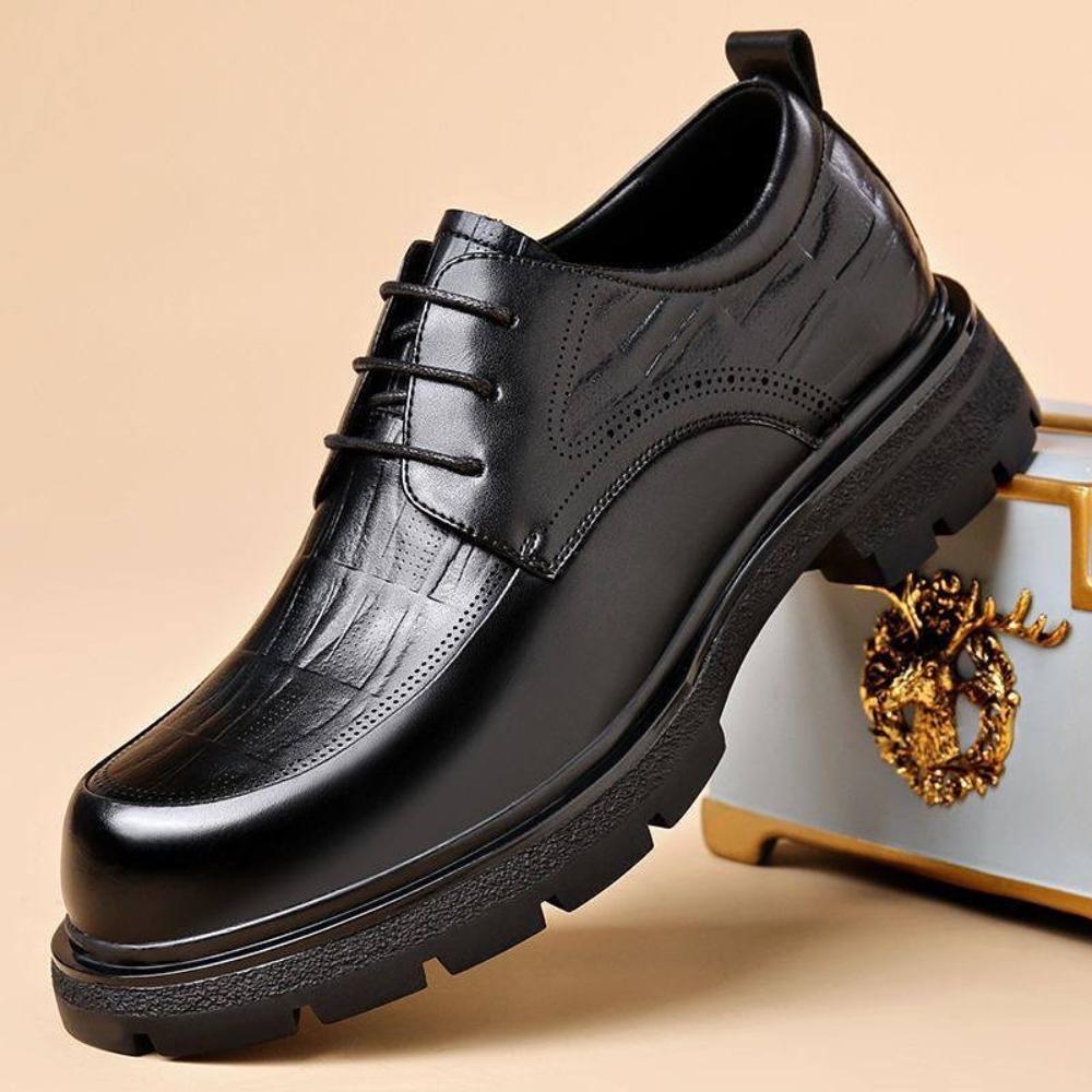 New Business Thick-soled Wide-toed Black Men's Shoes